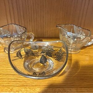 Elegant Glass Serving Set with Gold Leaf Design